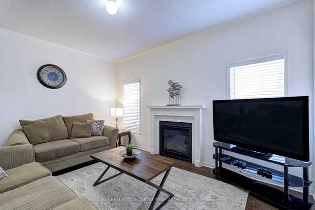 Additional image 10 of 24 Cookview Dr