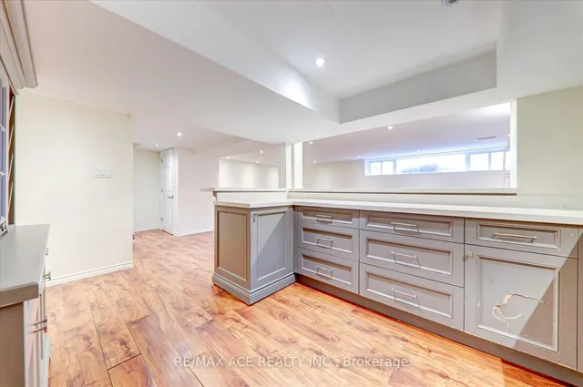 Additional image 28 of 20 Blakemanor Blvd