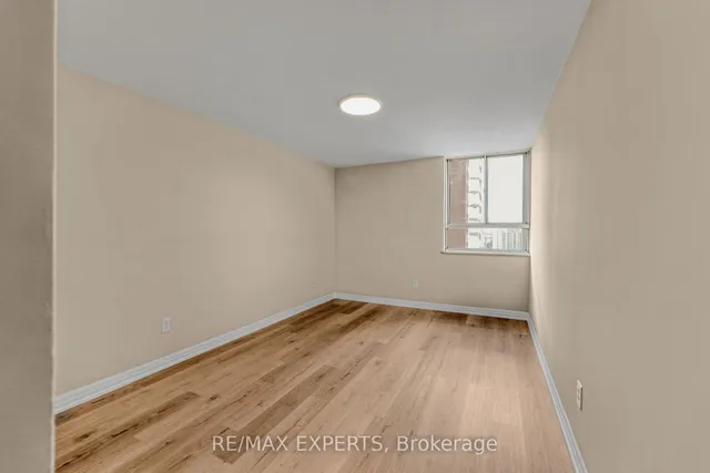 Additional image 10 of 1 Massey Sq Unit 2718