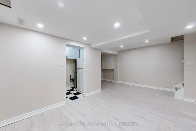 Additional image 38 of 52 Maresfield Dr