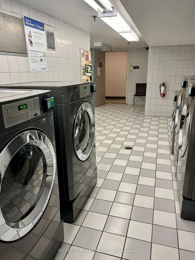 Additional image 44 of 60 Homewood Ave Unit 201