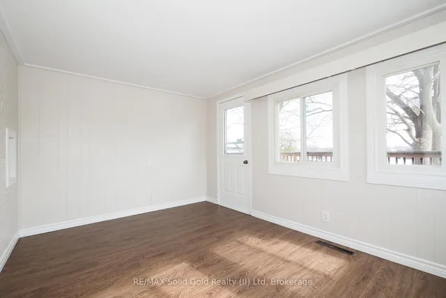 Additional image 12 of 146 Lancaster St