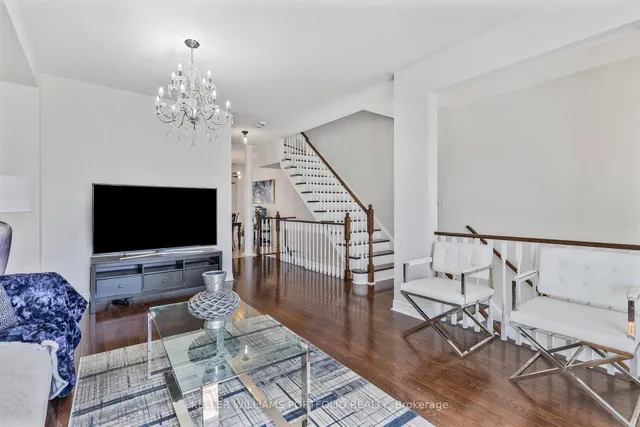 Additional image 6 of 10 Betty Nagle St