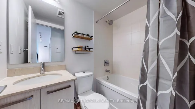 Additional image 22 of 12 York St Unit 1202