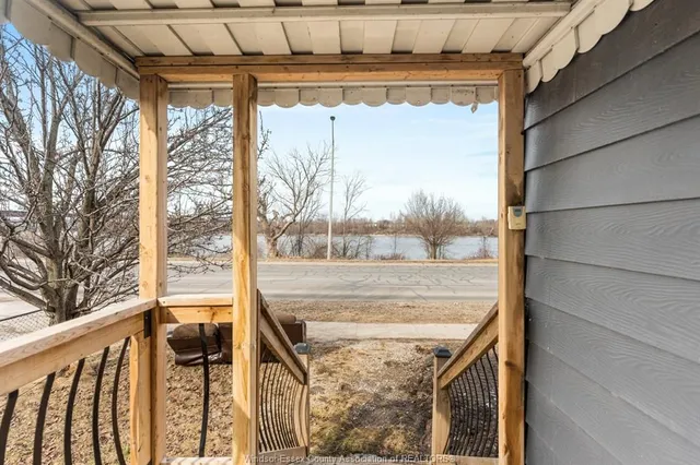 Additional image 21 of 354 FRONT St