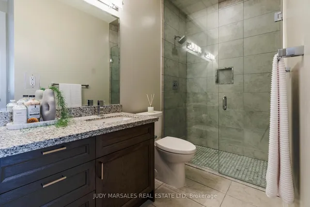 Additional image 26 of 101 Locke St Unit 504