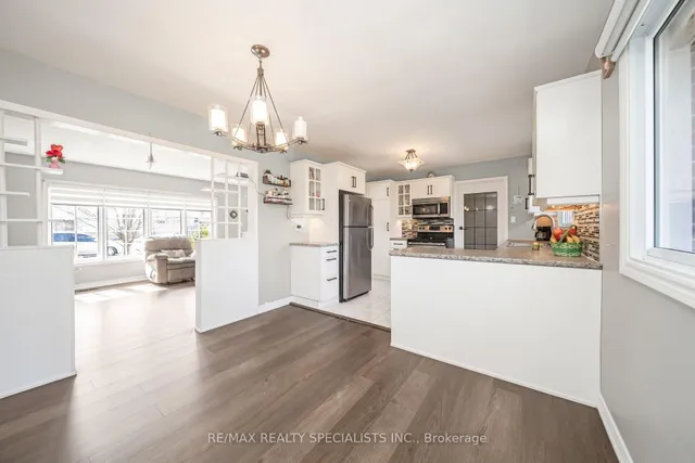 Additional image 20 of 158 Hickson Dr