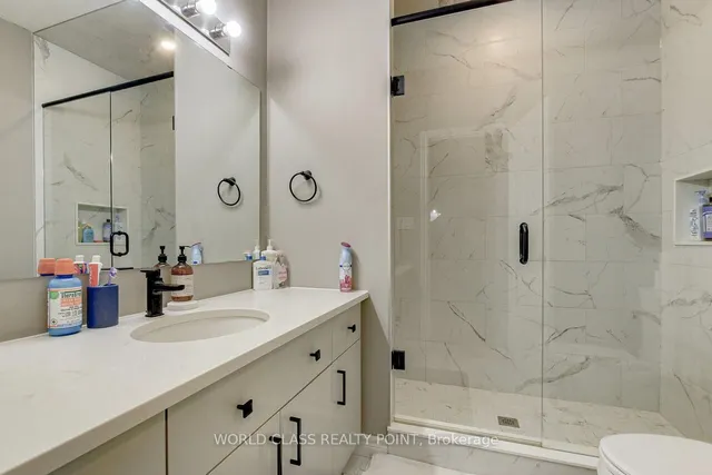 Additional image 16 of 621 Florencedale Cres