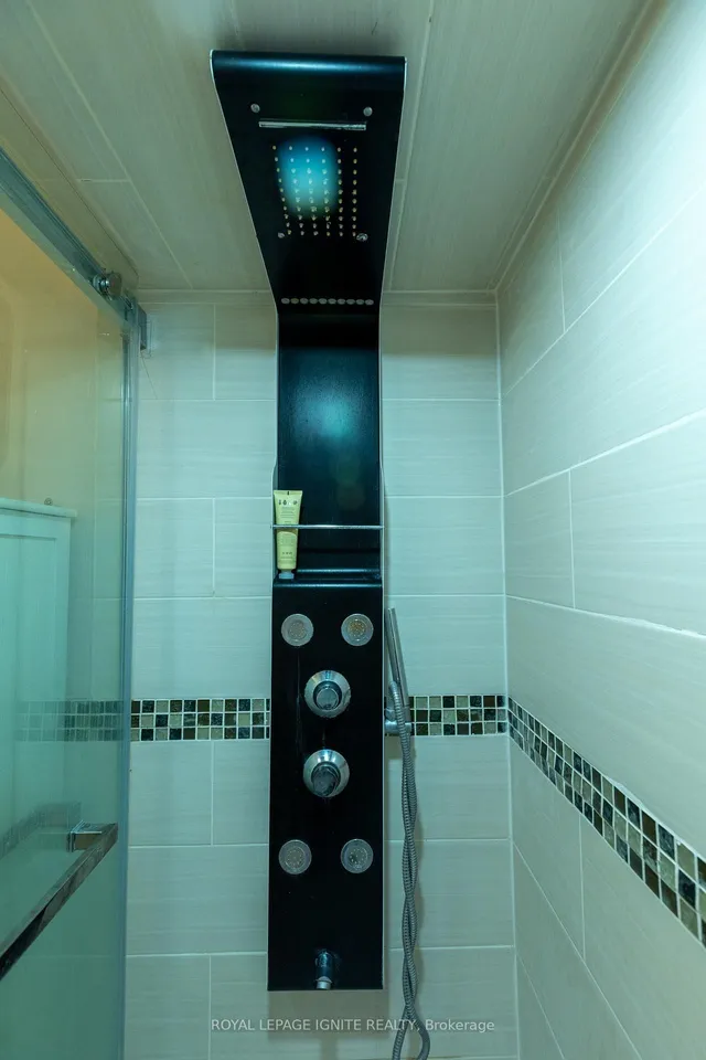 Additional image 24 of 42 Wooliston Cres