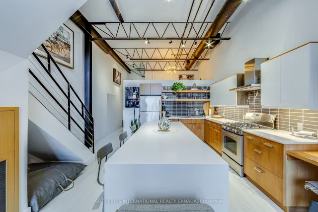 Additional image 12 of 676 Richmond St Unit 208