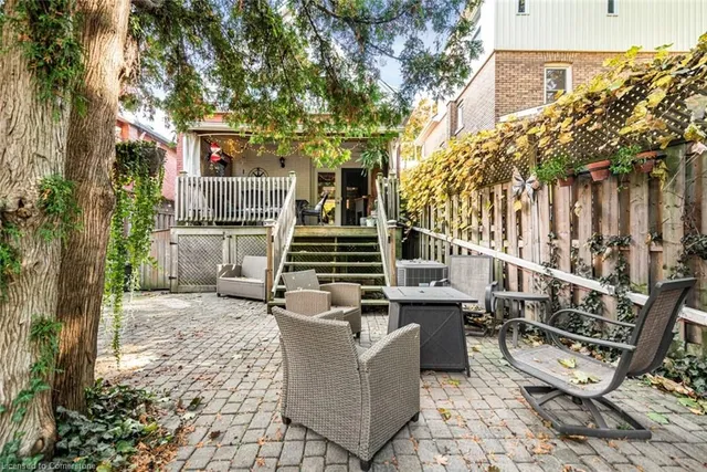 Additional image 36 of 18 Cliff Ave