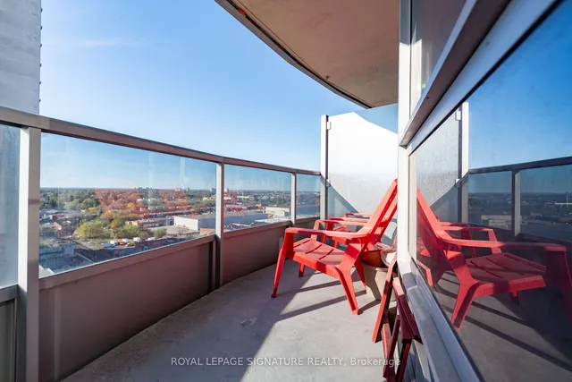 Additional image 28 of 135 Village Green Sq Unit 1423