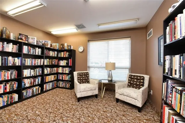 Additional image 30 of 3000 Creekside Dr Unit 604