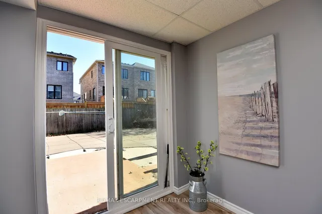 Additional image 33 of 2101 Silwell Crt