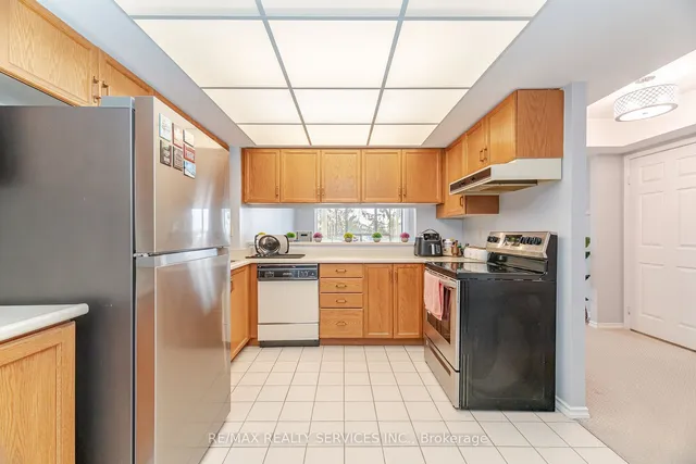 Additional image 11 of 330 Mill St Unit 402