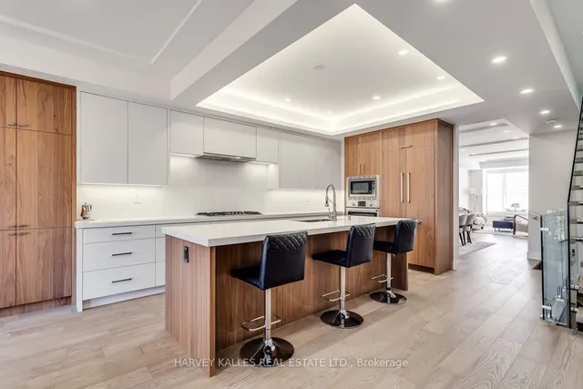 Additional image 15 of 194 Sheldrake Blvd