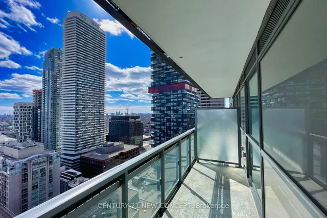 Additional image 23 of 39 Roehampton Ave Unit 2003