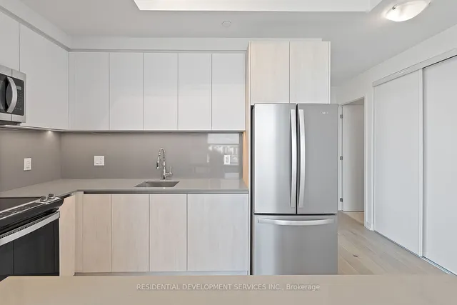 Additional image 4 of 3100 Keele St Unit 1216