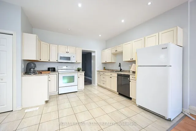 Additional image 4 of 200 Kensington Ave