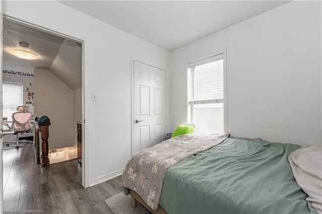 Additional image 24 of 155 Weber St