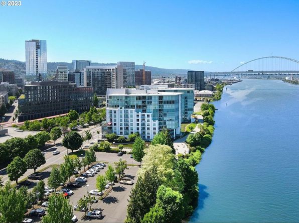 1260 NW Naito Pkwy UNIT 808, Portland, OR 97209