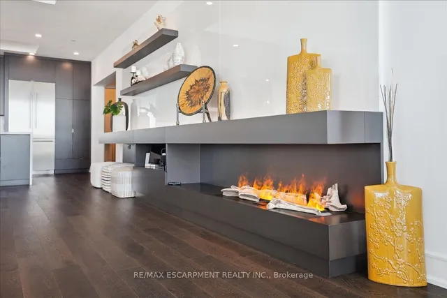 Additional image 19 of 2060 Lakeshore Rd Unit 206