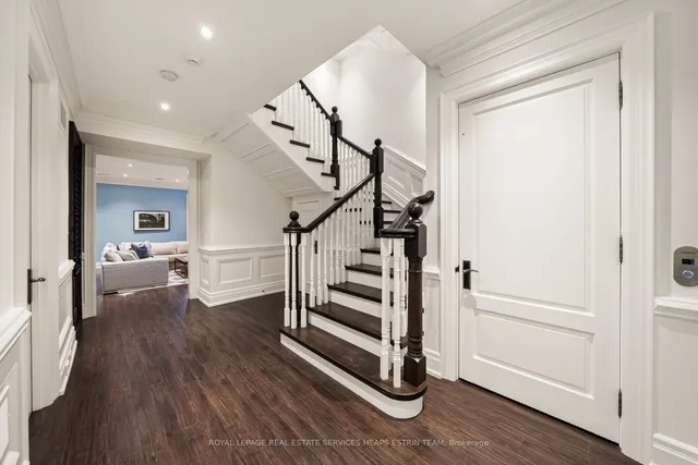 Additional image 40 of 243 Rose Park Dr