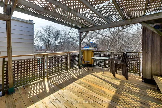 Additional image 39 of 830 Manning Ave