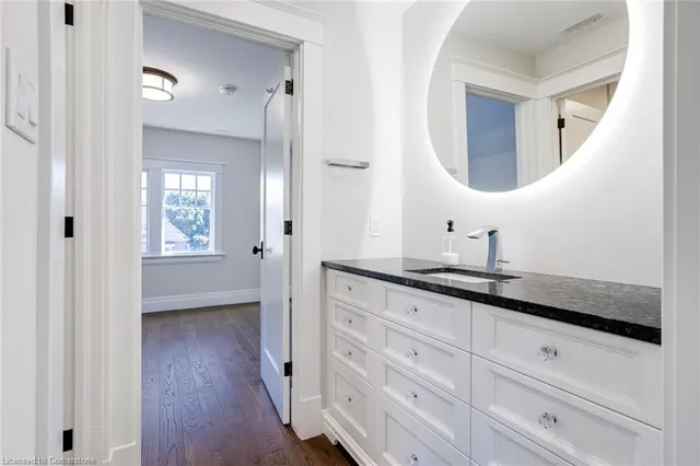 Additional image 31 of 100 Kensington Ave