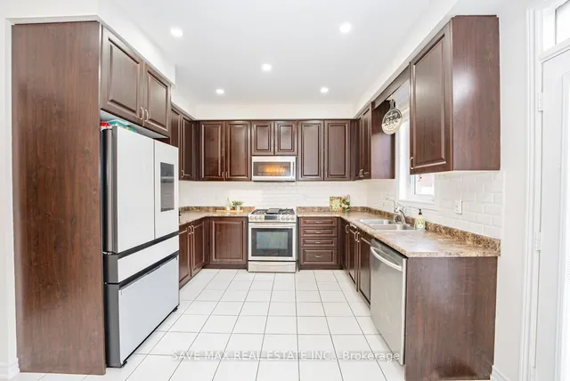 Additional image 13 of 32 Yellow Sorrel Rd