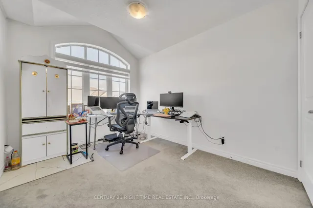 Additional image 29 of 26 Roywood St