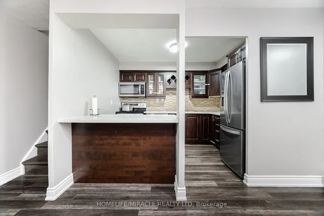 Additional image 3 of 2 Valhalla Inn Rd Unit 111