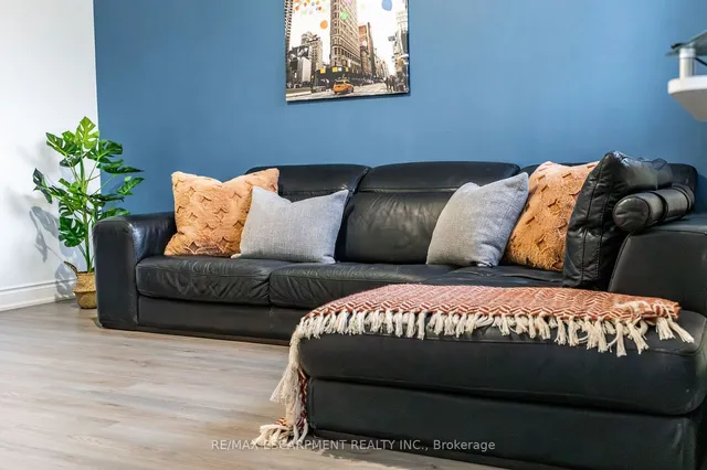 Additional image 36 of 266 Humphrey St