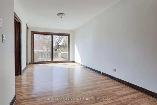 Additional image 15 of 260 Windermere Ave