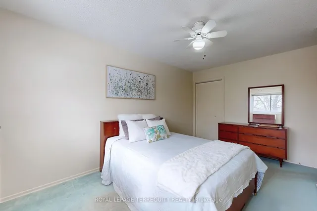 Additional image 16 of 16 Bond St Unit G