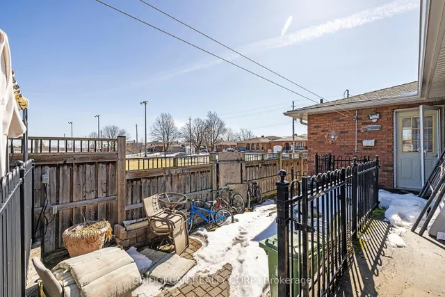 Additional image 26 of 490 Queen Victoria Dr