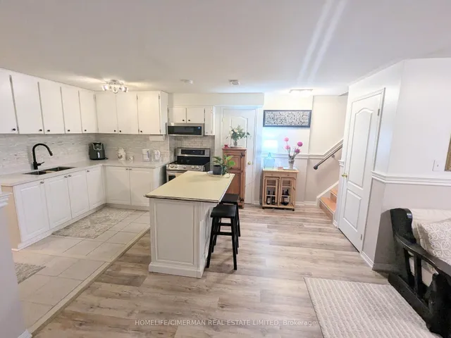 Additional image 20 of 24 Saywell Ave