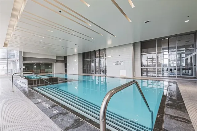 Additional image 31 of 2093 Fairview St Unit 2001