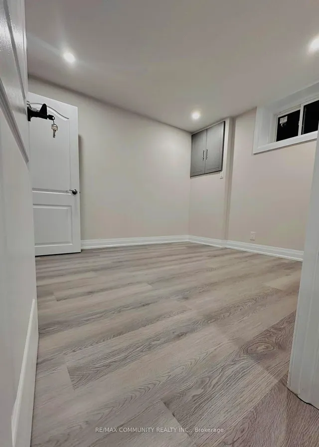 Additional image 26 of 63 Winstanly Cres