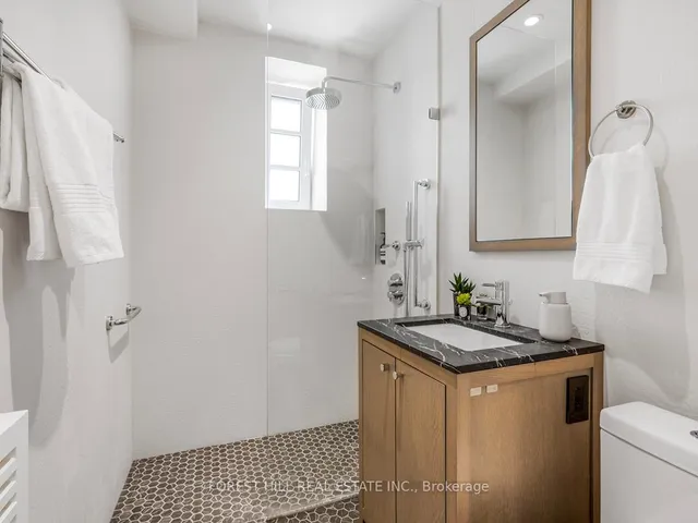 Additional image 23 of 717 Eglinton Ave Unit 307
