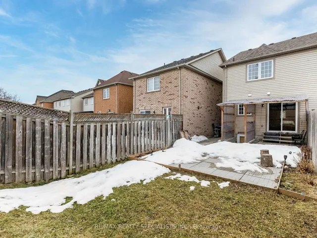 Additional image 39 of 73 Zia Dodda Cres