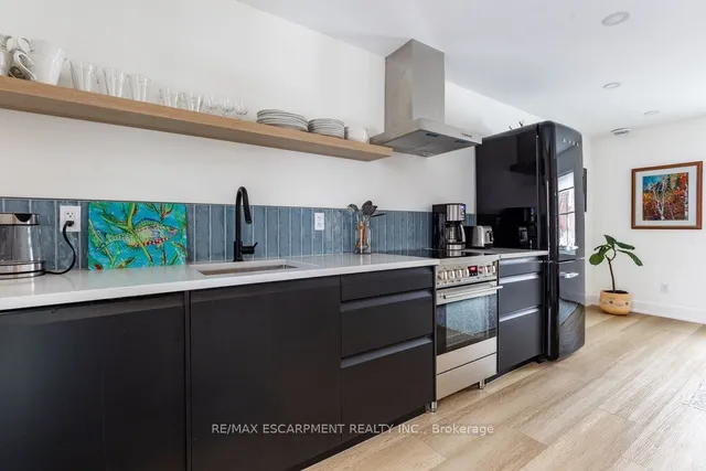 Additional image 37 of 45 PARK St