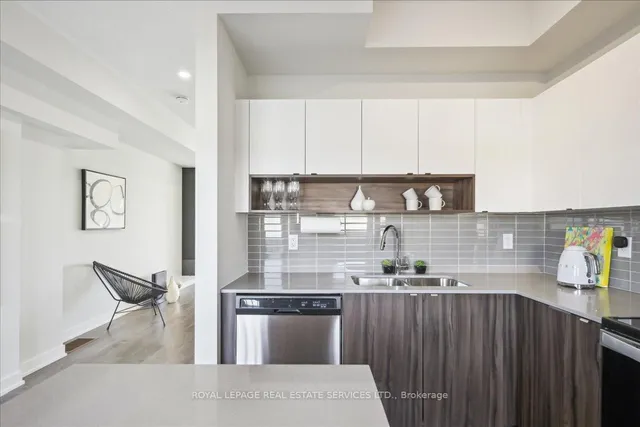 Additional image 13 of 1121 Cooke Blvd Unit 61