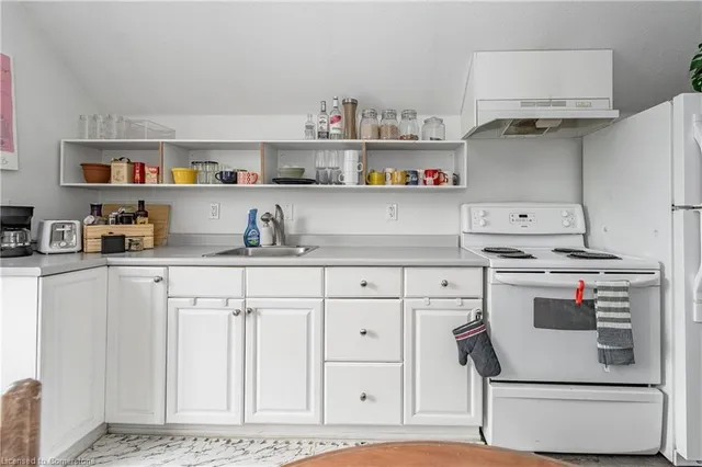 Additional image 19 of 155 Weber St