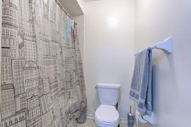 Additional image 30 of 24 Cookview Dr