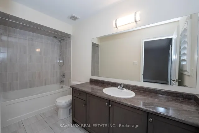 Additional image 35 of 36 Roulette Cres