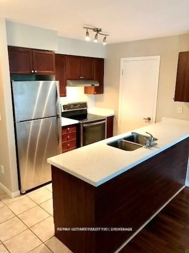 Additional image 5 of 231 Fort York Blvd Unit 228