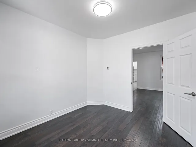 Additional image 8 of 1456 Dufferin St