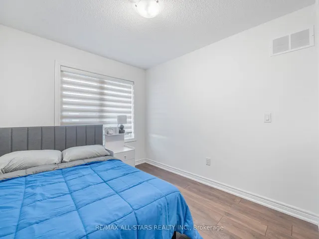 Additional image 32 of 32 Faye St