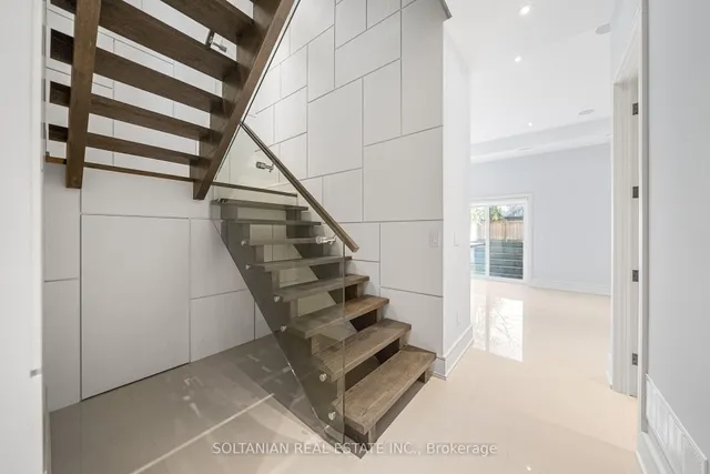 Additional image 29 of 97 Parkview Ave